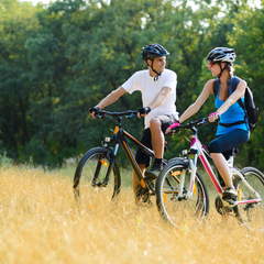 Genussradeln und E-Biken in der Oststeiermark (c) fotolia